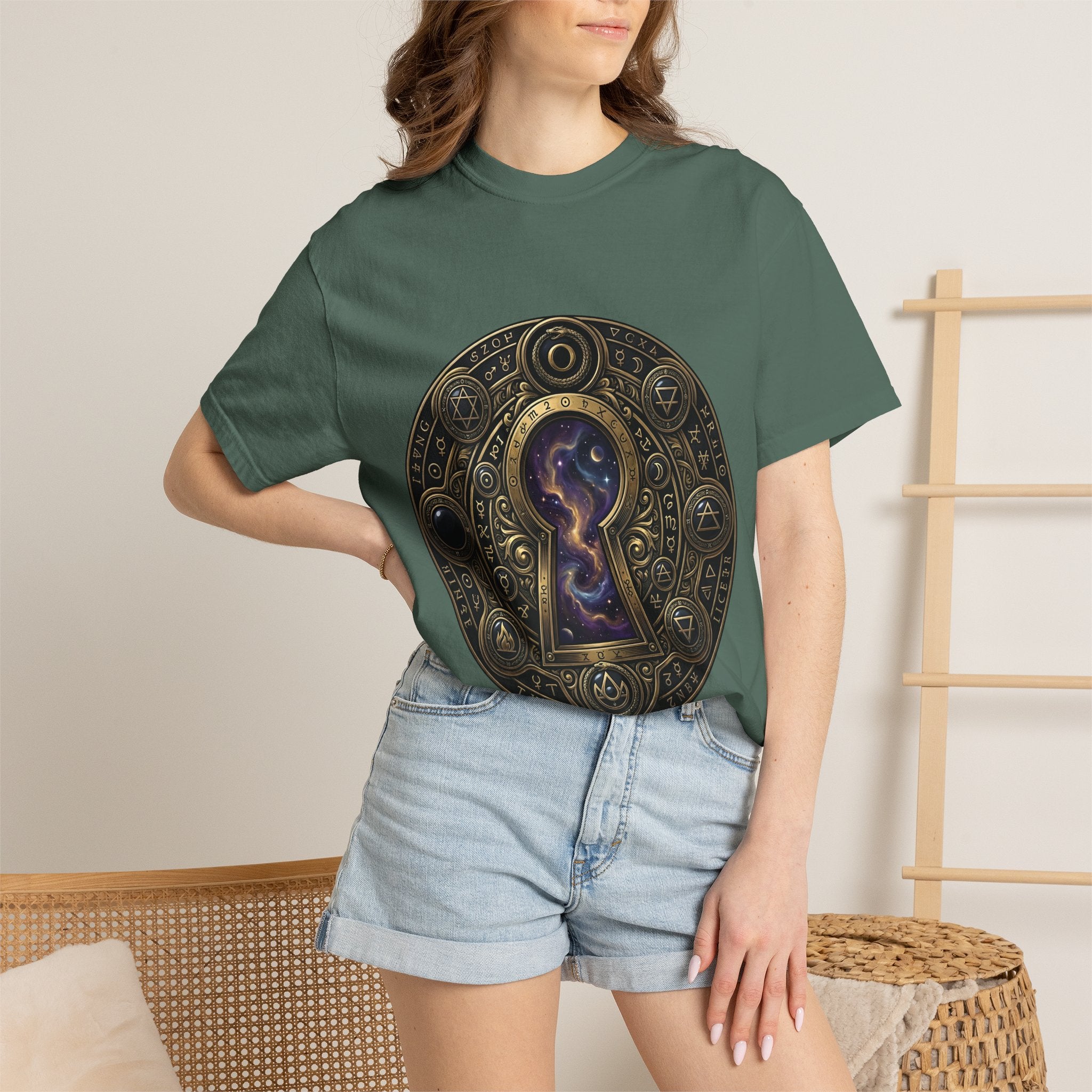 T-shirt - Celestial Keyhole Galaxy | Occult Alchemical Gold